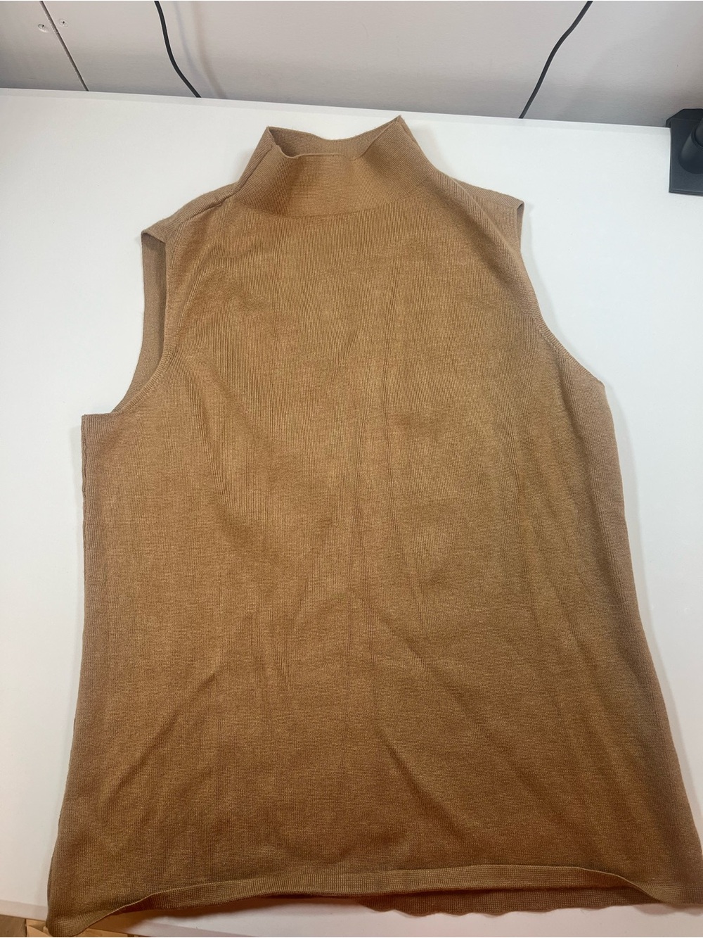 Nine West Size L Camel Brown Sleeveless Mock Neck Sweater Vest